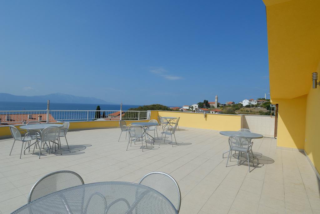 Apartments Vesna Gradac  Exterior photo