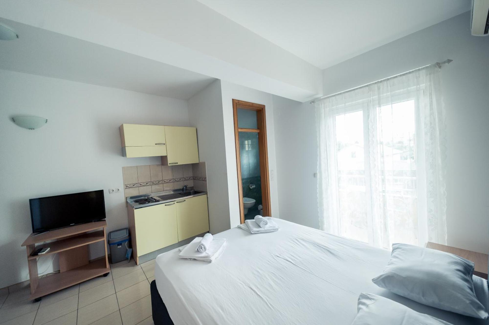 Apartments Vesna Gradac  Room photo